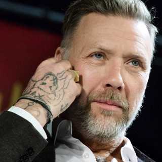 Mikael Persbrandt – mannen, myten, Macbeth