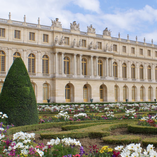 #13 Versailles