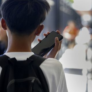 The Push to Ban Phones in School