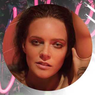 Tove Lo –  En jakt på frihet i fritt fall