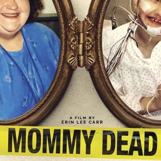 MOMMY DEAD AND DEAREST-Erin Lee Carr