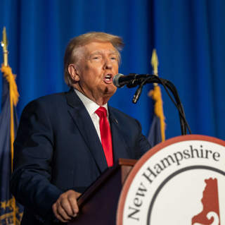 Trump Visits Early States As Crowded Field Stymies Rivals