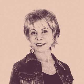 Julia Gets Wise with Isabel Allende