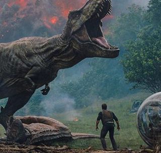 Jurassic World 2 Trailer Discussion, Shape of Water, I Tonya, Three Billboards, Justice League, Bryan Singer, Movie Pass, Oscar Docs