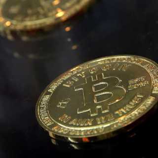 Bitcoin, en bubbla? Julunderhållning med pengatema och ekonomisk jämställdhet