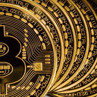 Bitcoin eksploderer. Bør du investere nå?